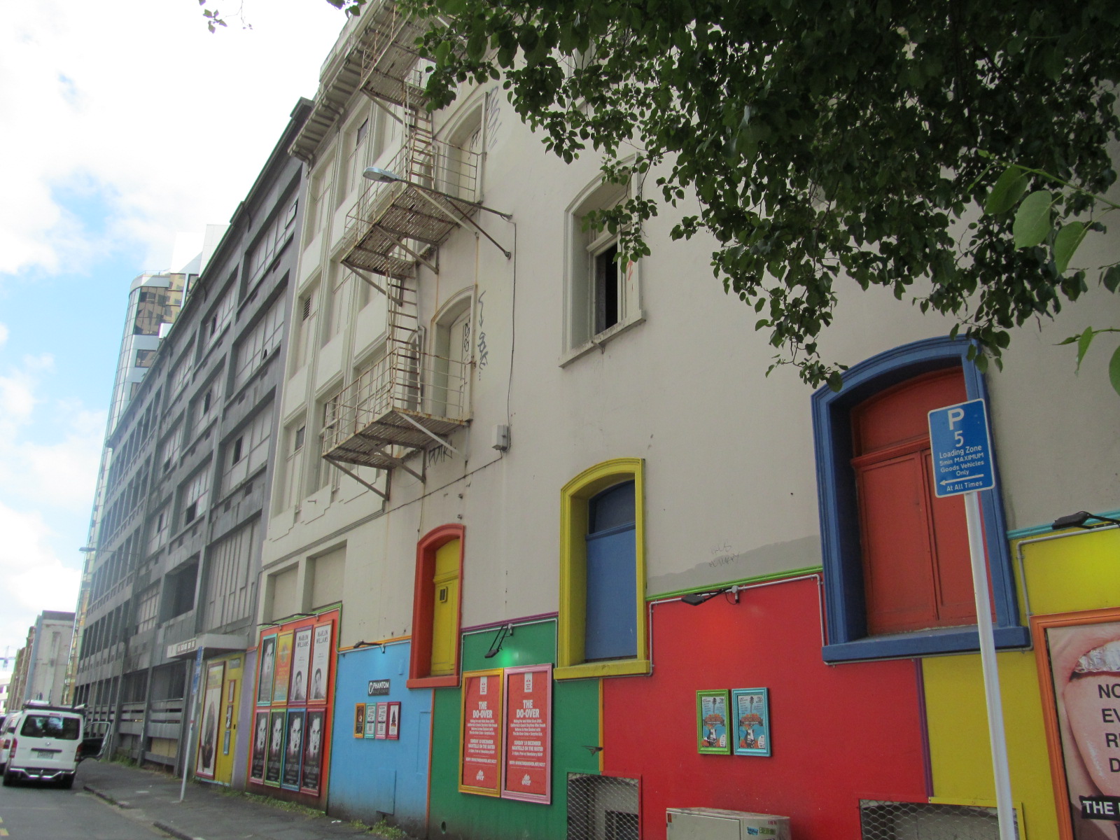 Auckland Same Color Building Gallery: New Zealand – Auckland – Travel, Places and Faces